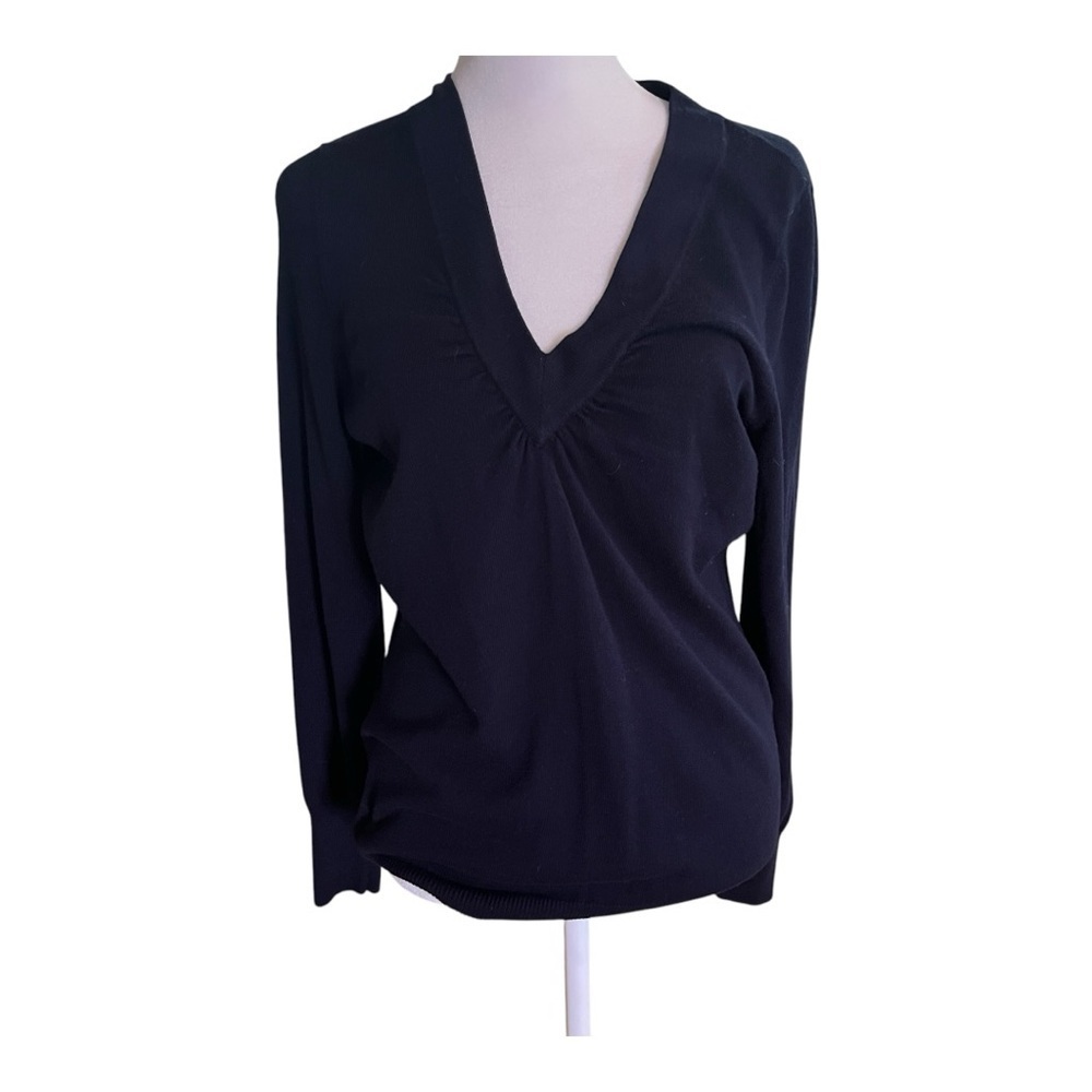 Ann Taylor Navy V-Neck Sweater Large Rayon Blend Long Sleeve Classic Pullover